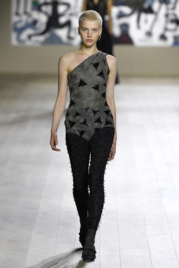 /디올 2022 봄 쿠튀르 컬렉션. 사진=Giovanni Giannoni/WWD