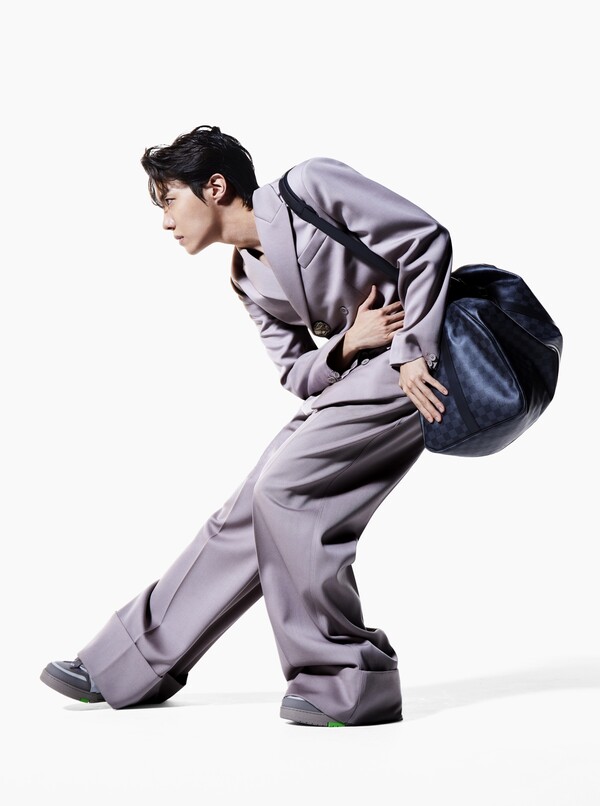 루이 비통 제공