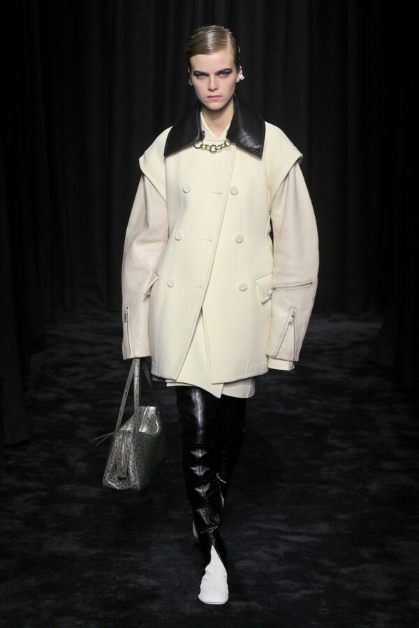 질 샌더 2025 F/W 컬렉션. 