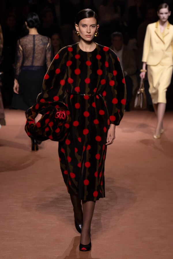 펜디 2025 F/W 컬렉션. 