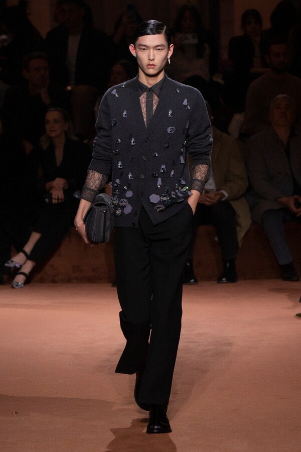 펜디 2025 F/W 컬렉션. 