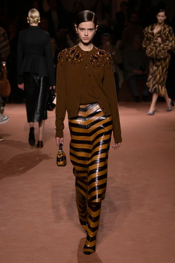 펜디 2025 F/W 컬렉션. 