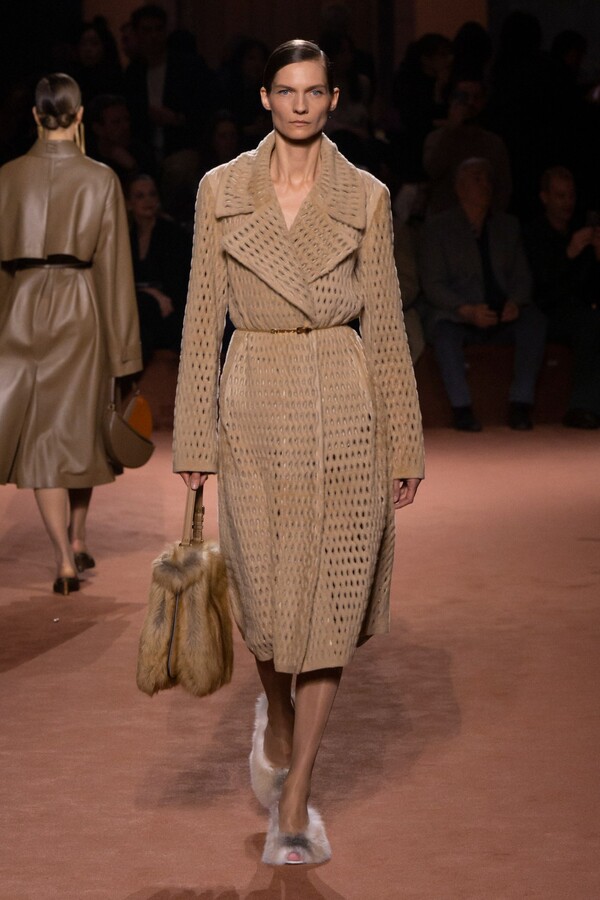 펜디 2025 F/W 컬렉션. 