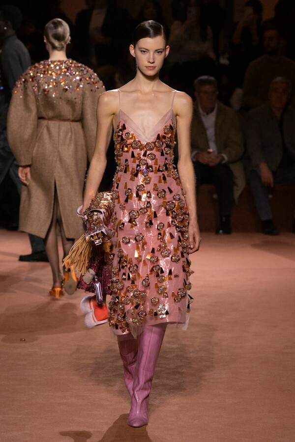 펜디 2025 F/W 컬렉션. 