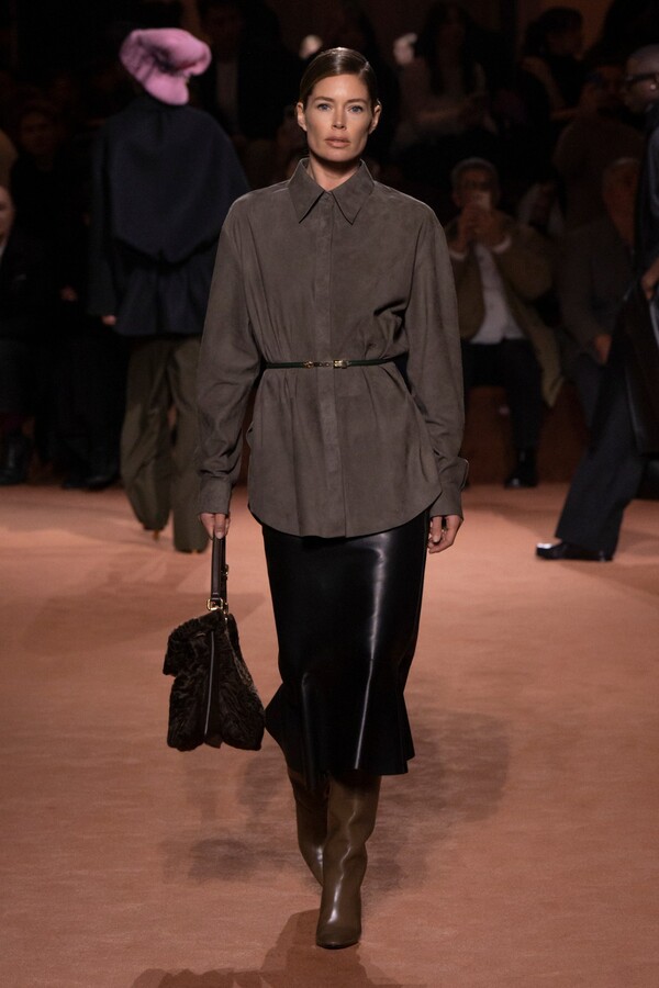 펜디 2025 F/W 컬렉션. 