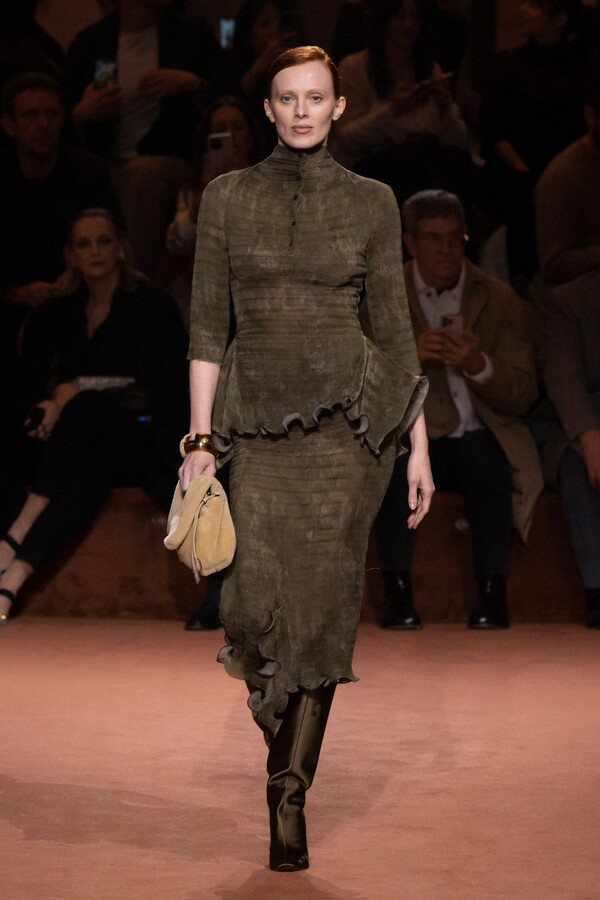 펜디 2025 F/W 컬렉션. 