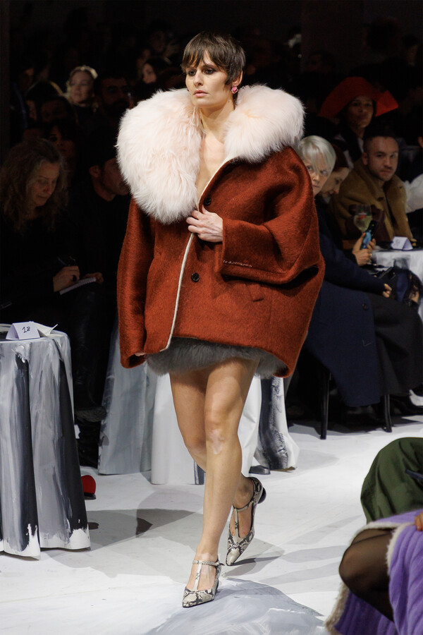 마르니 2025 F/W 컬렉션. 