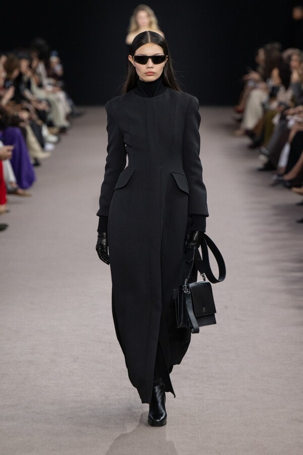 막스마라 2025 F/W 컬렉션. 