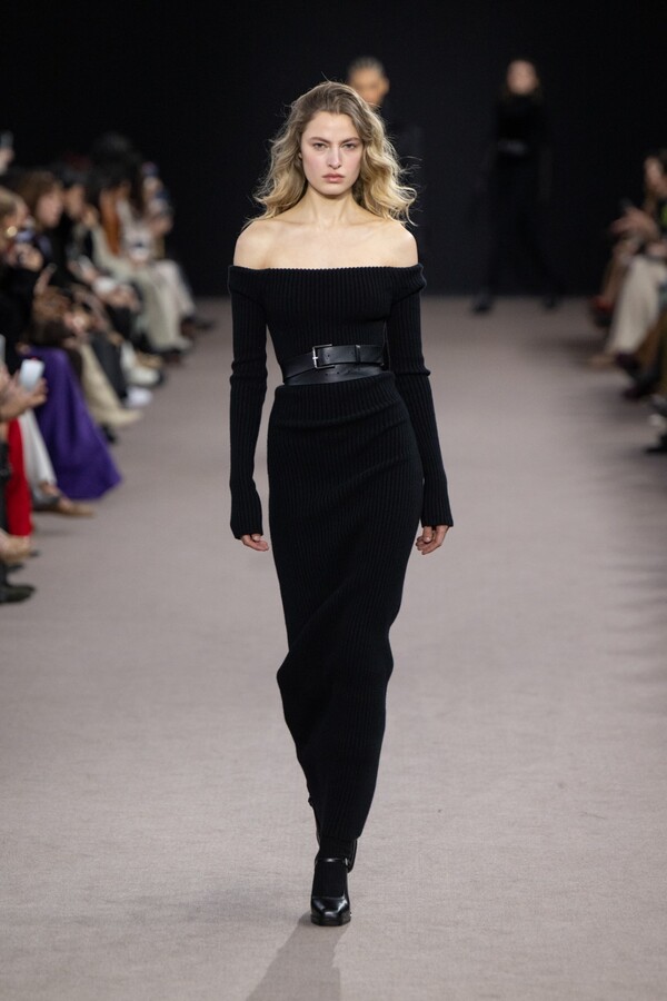 막스마라 2025 F/W 컬렉션. 