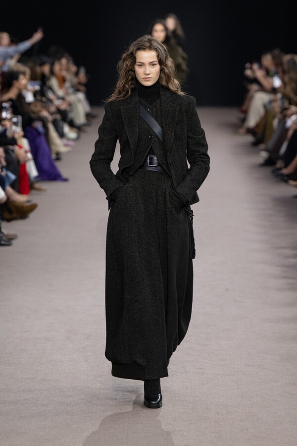 막스마라 2025 F/W 컬렉션. 