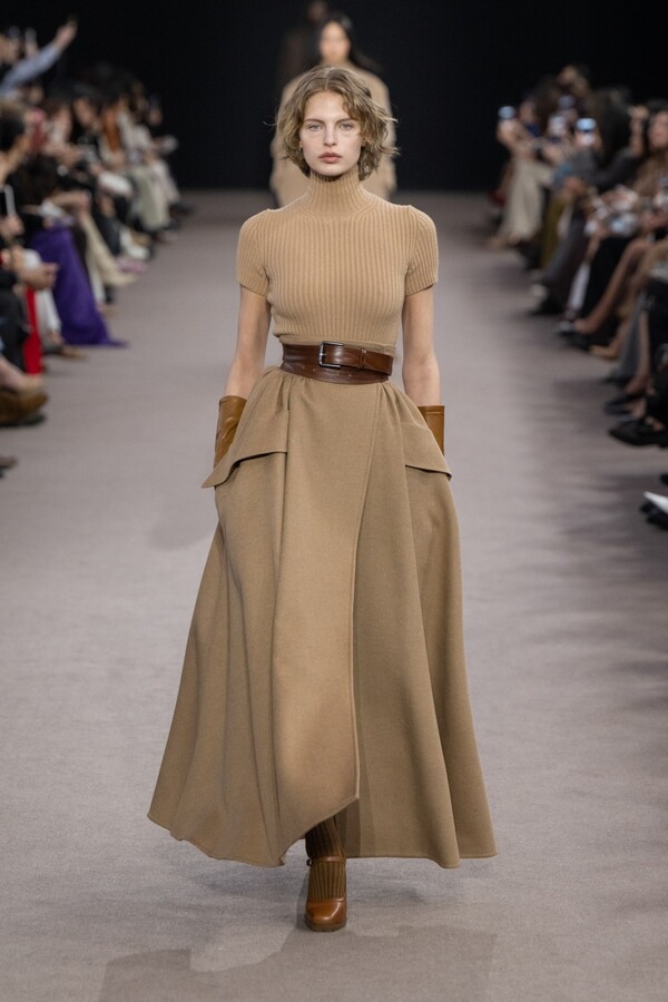 막스마라 2025 F/W 컬렉션. 