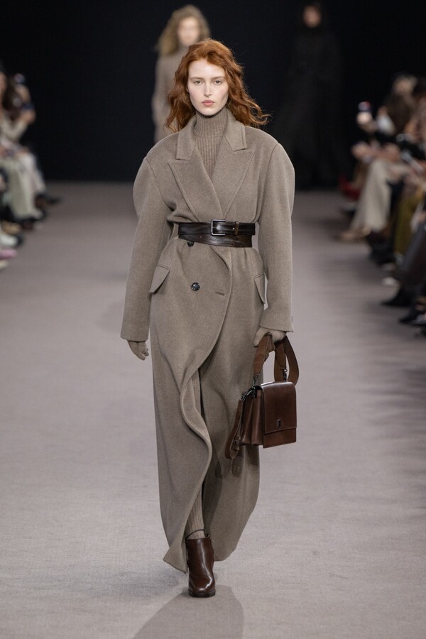 막스마라 2025 F/W 컬렉션. 