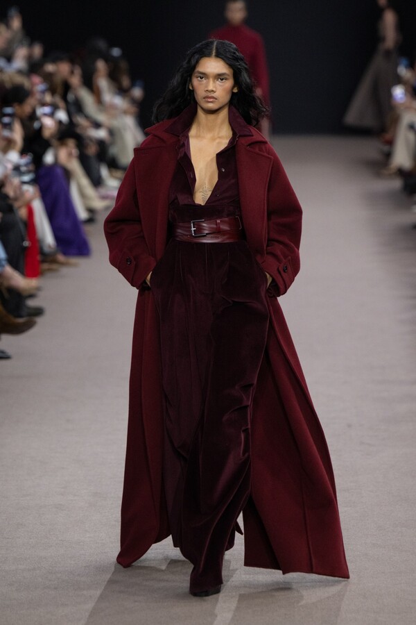 막스마라 2025 F/W 컬렉션. 