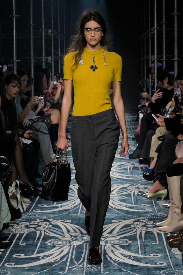 프라다 2025 F/W 컬렉션. 