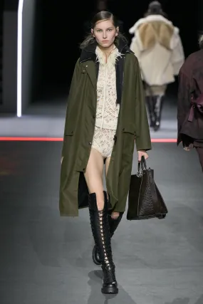 디올 2025 F/W 컬렉션