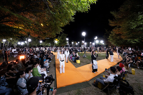 뚝섬한강공원에서 펼쳐진 제2회 서울패션로드