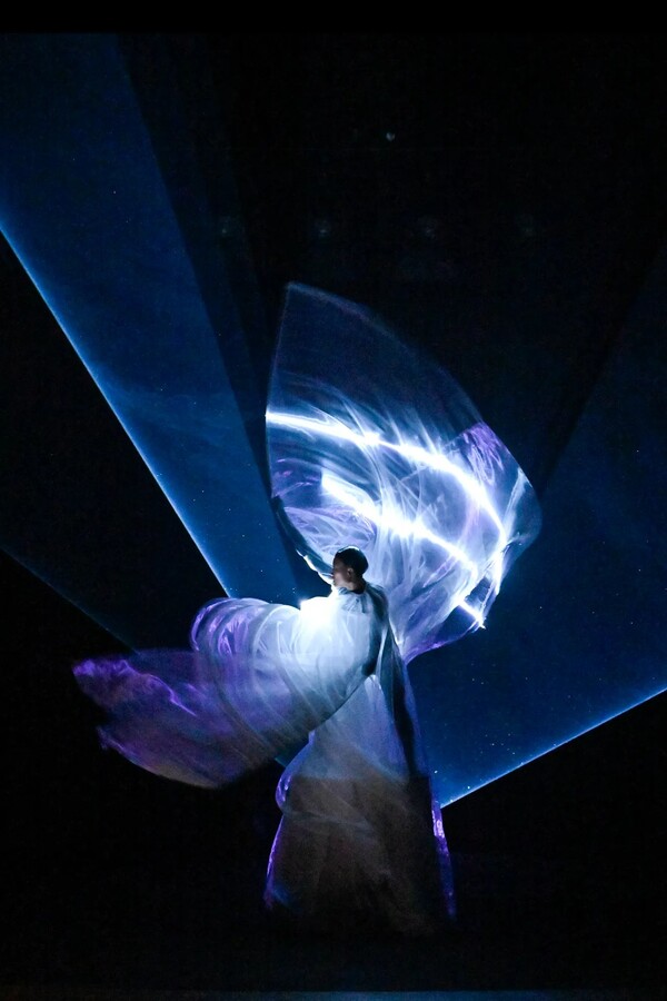 Iris Van Herpen Fall 2025 Couture