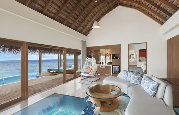 W몰디브의 수프림 오버워터 투베드룸 빌라