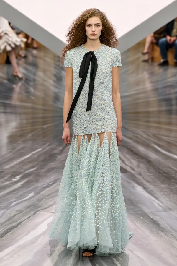 디올 봄 2026 레디투웨어 컬렉션 ©Giovanni Giannoni/WWD