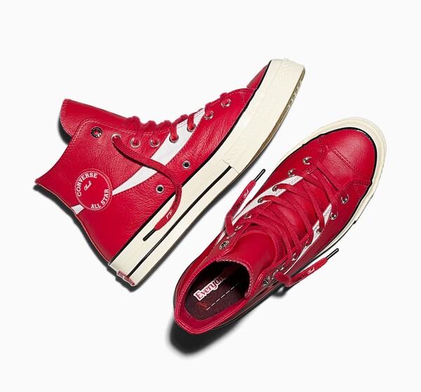 컨버스 X 코카콜라 척 70 레더 / 컨버스 제공