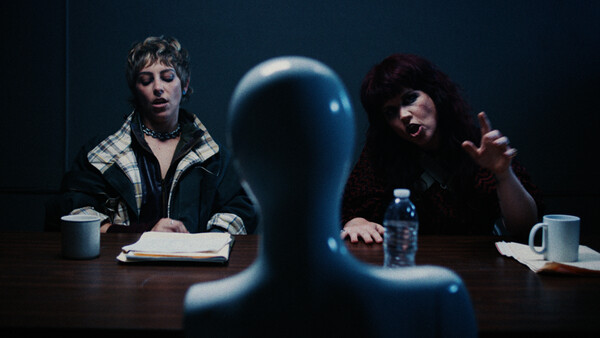 TREASVRE의 ‘CHERRY RED’ 뮤직비디오. 김남우 디자이너 제공